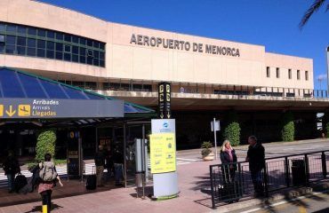 Alquiler de coches en el aeropuerto de Menorca