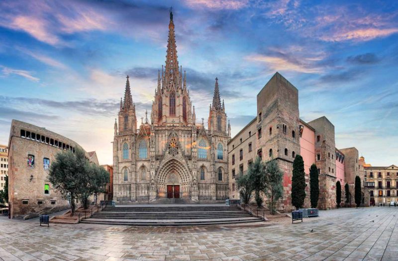 La Catedral de Barcelona: el g&oacute;tico en esencia pura