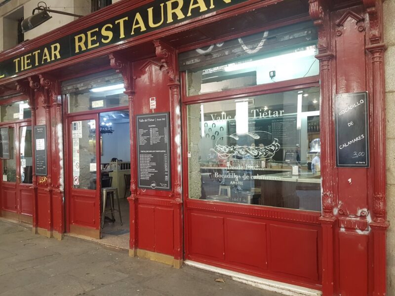 Qué hacer en Madrid: Comer un bocata de calamares