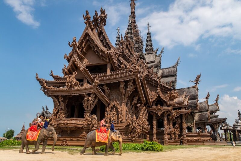Santuario de la Verdad, Pattaya