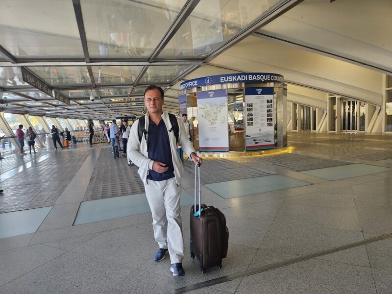 Cómo ir del aeropuerto de Bilbao al centro