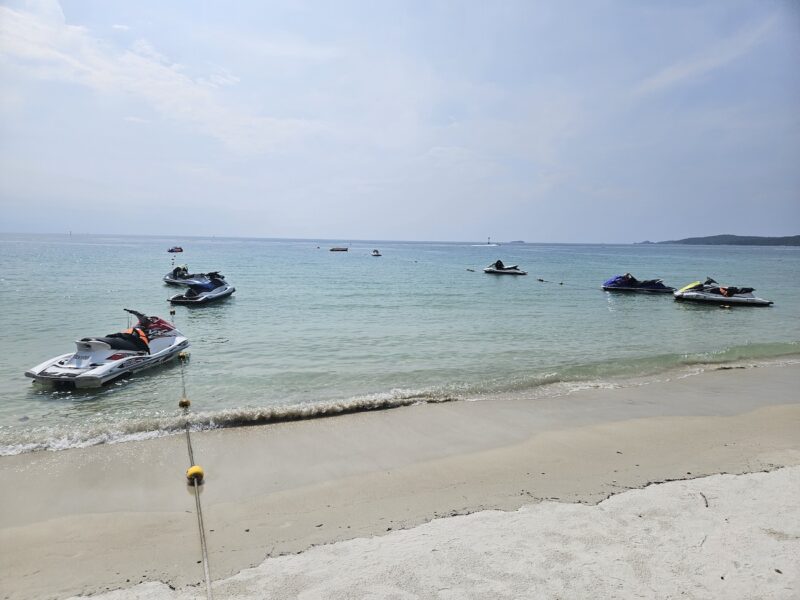 Motos acu&aacute;ticas en Koh Samet