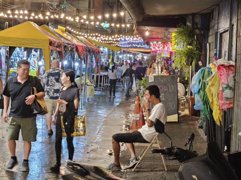 Silom vida nocturna