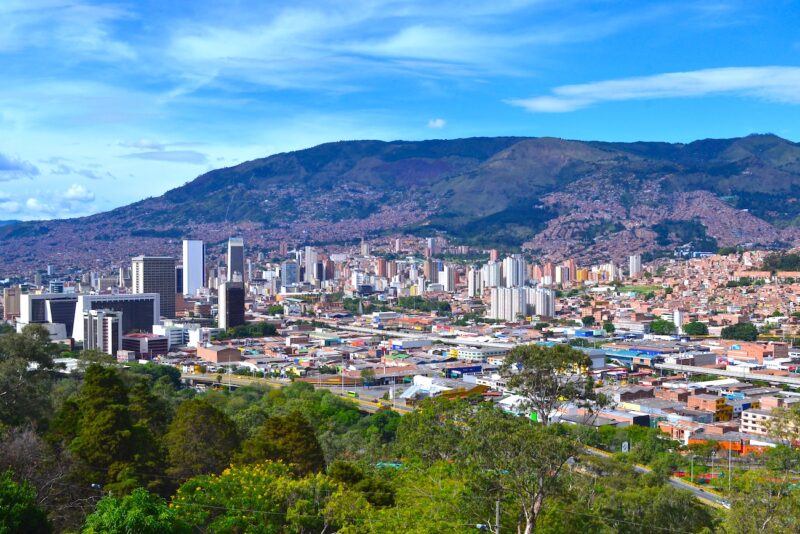 Cuál es la mejor época para visitar Medellín