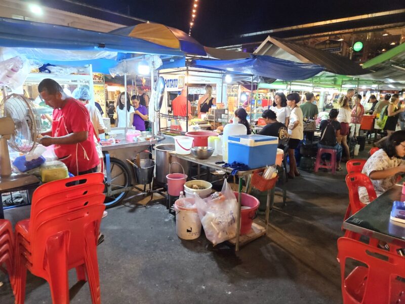Mercadillo de Thong Sala