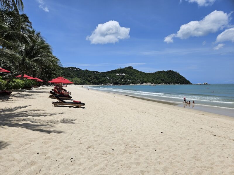 Thong Nai Pai Noi